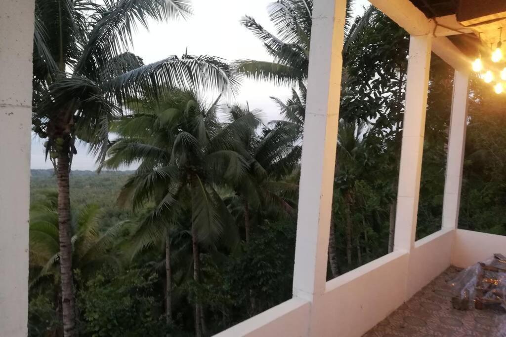 דירות ממבג'או The Balcony Of The Camiguin Island מראה חיצוני תמונה