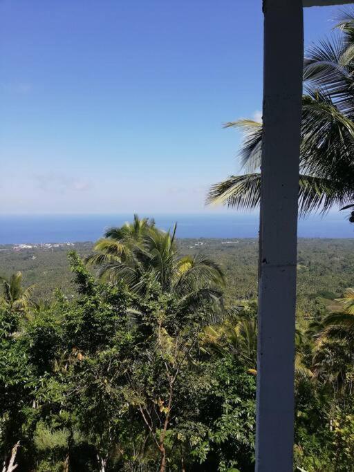 דירות ממבג'או The Balcony Of The Camiguin Island מראה חיצוני תמונה